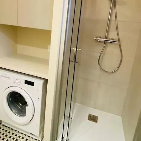 La Raboliere Quartier Lajarrige A *